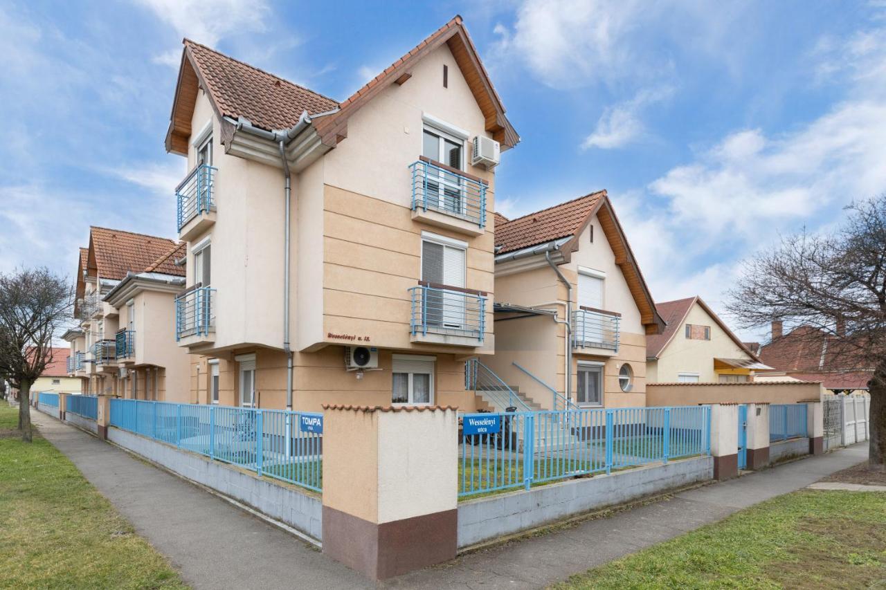 Marta Apartman Hajdúszoboszló Dış mekan fotoğraf